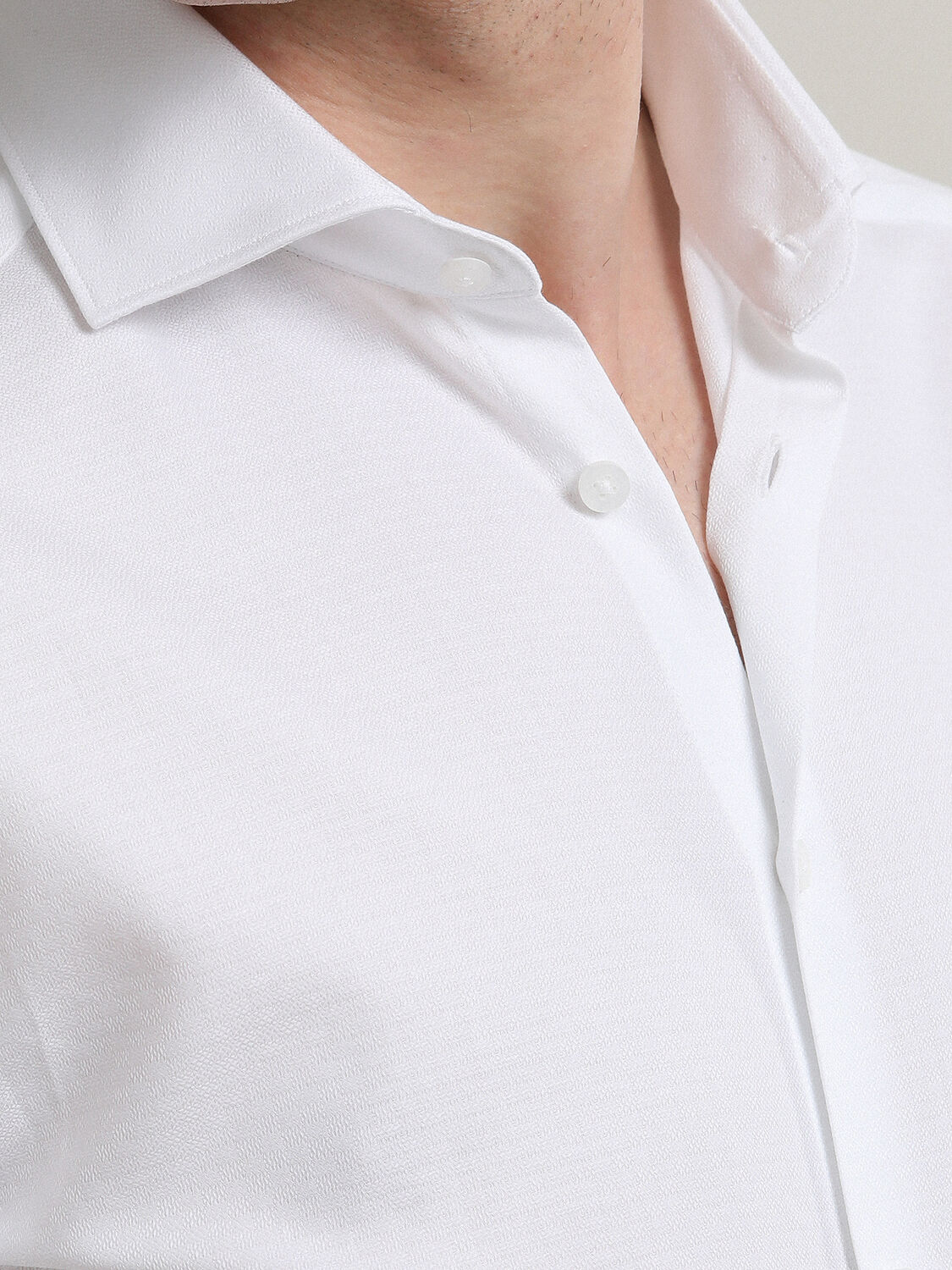 Beyaz Kareli Slim Fit Dokuma Klasik %100 Pamuk Gömlek