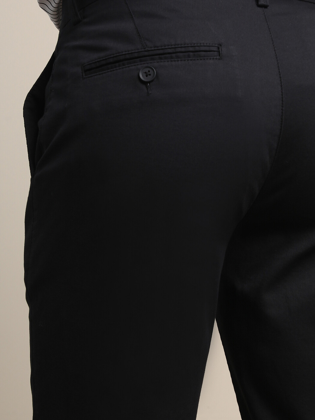 Siyah Dokuma Regular Fit Smart Casual Pamuk Karışımlı Pantolon - Thumbnail