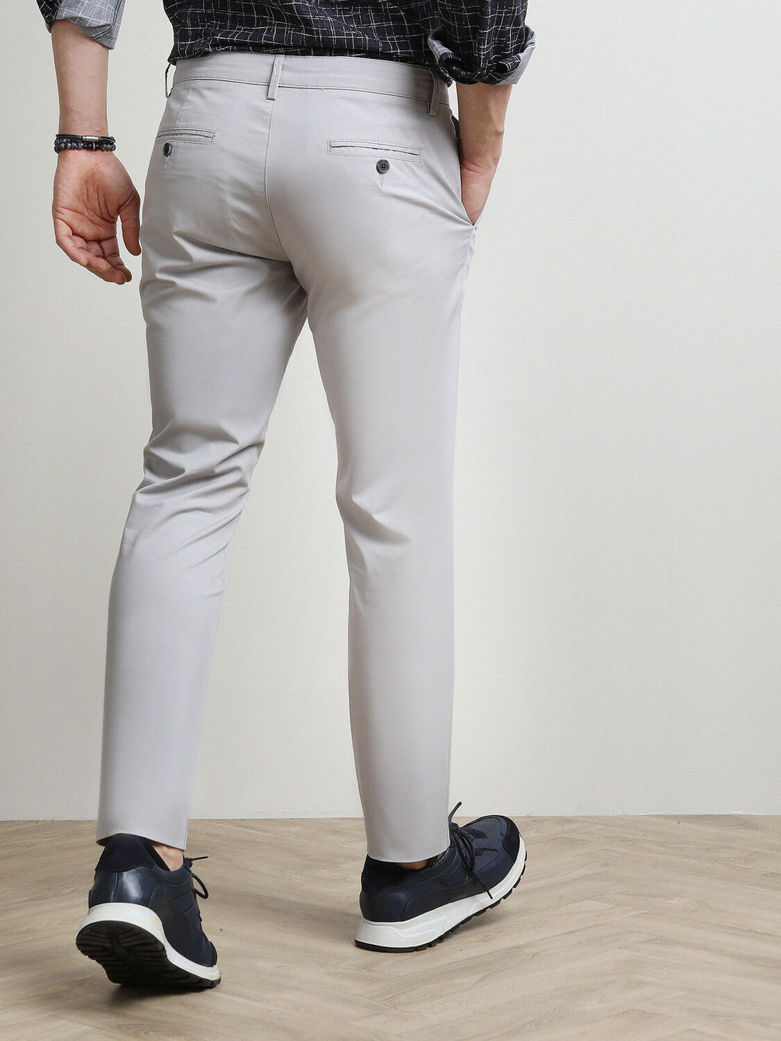 Açık Gri Düz Dokuma Regular Fit Casual Pamuk Karışımlı Pantolon