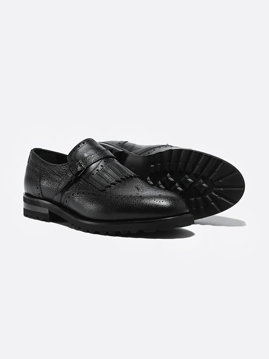 Siyah Ayakkabı - Thumbnail