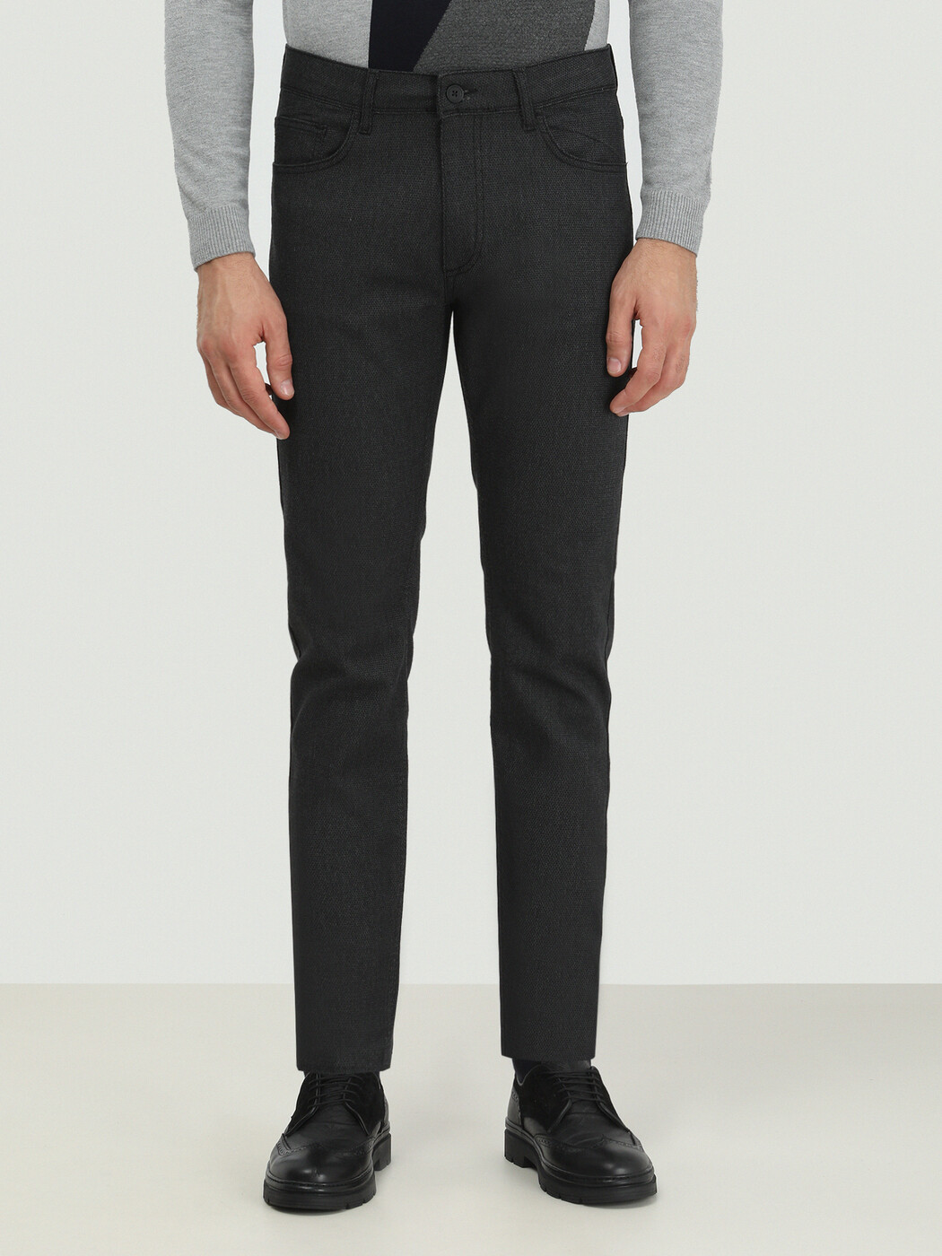 KİP - Siyah Düz Dokuma Slim Fit Casual Pamuk Karışımlı Pantolon (1)