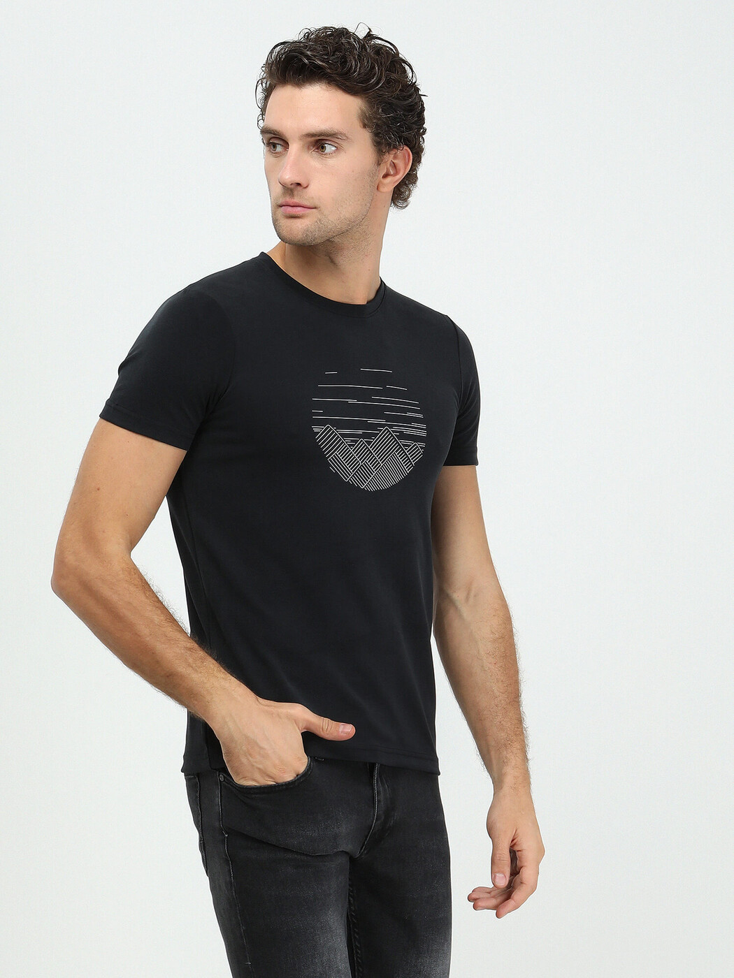 KİP - Siyah Baskılı Bisiklet Yaka T-Shirt (1)