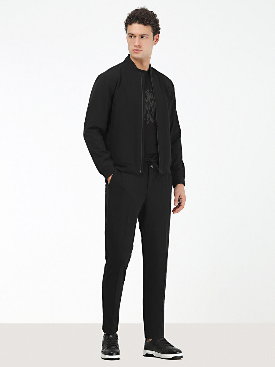 Siyah Düz Modern Fit Örme Takım Elbise