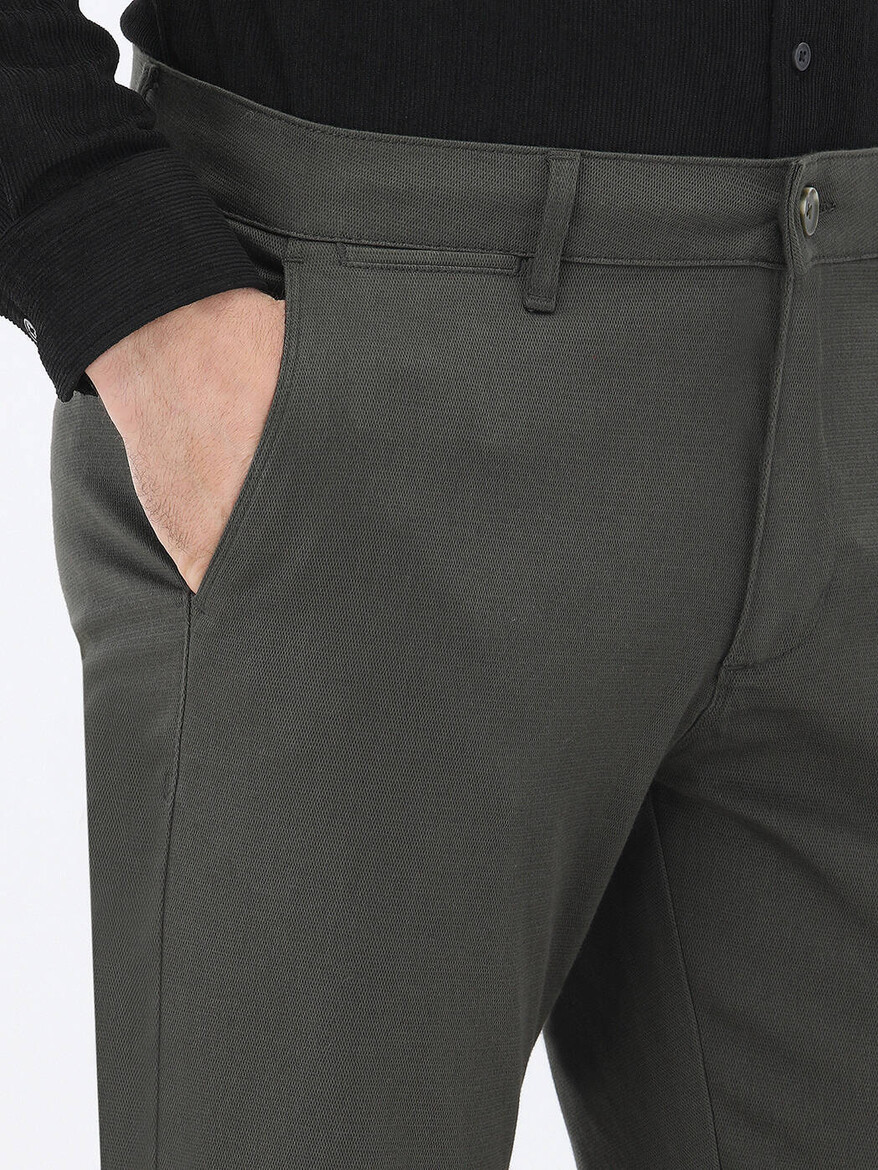 Haki Düz Dokuma Regular Fit Casual Pamuk Karışımlı Pantolon - Thumbnail