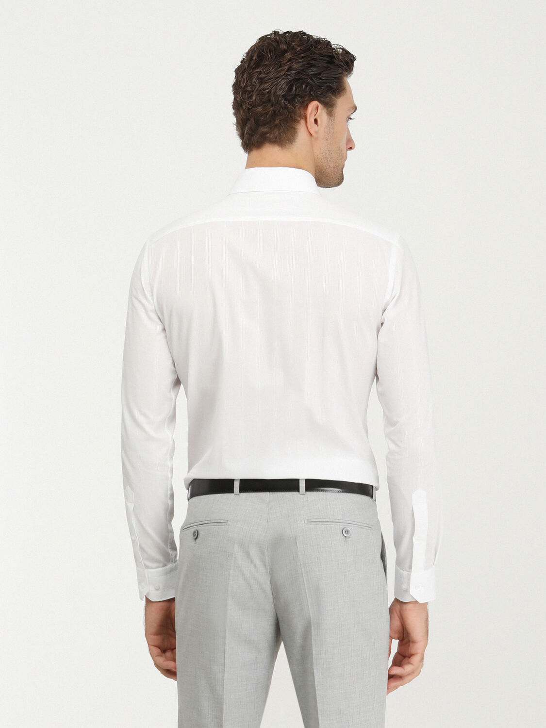 Beyaz Slim Fit Dokuma Klasik %100 Pamuk Gömlek