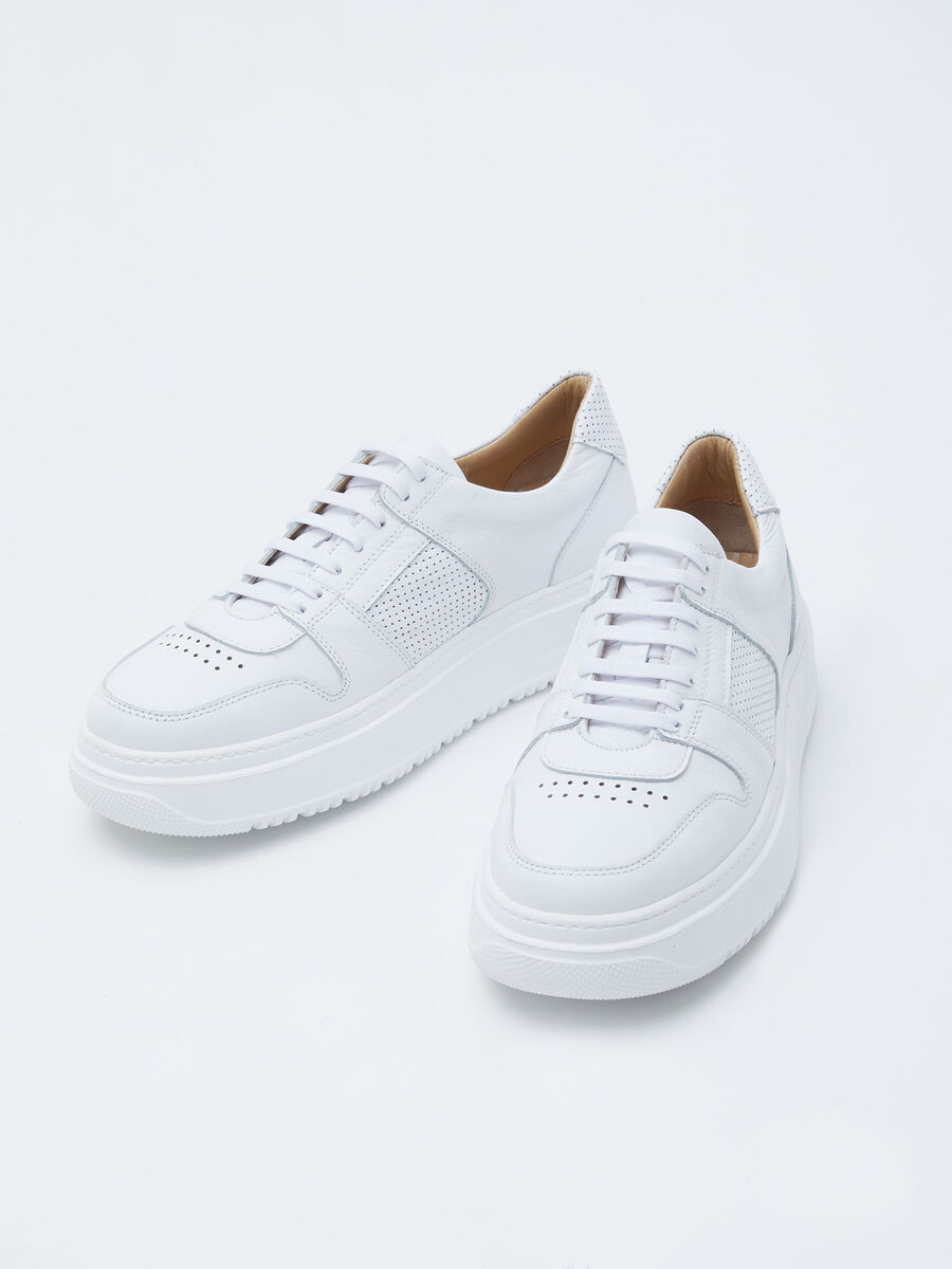 Beyaz Spor Ayakkabı