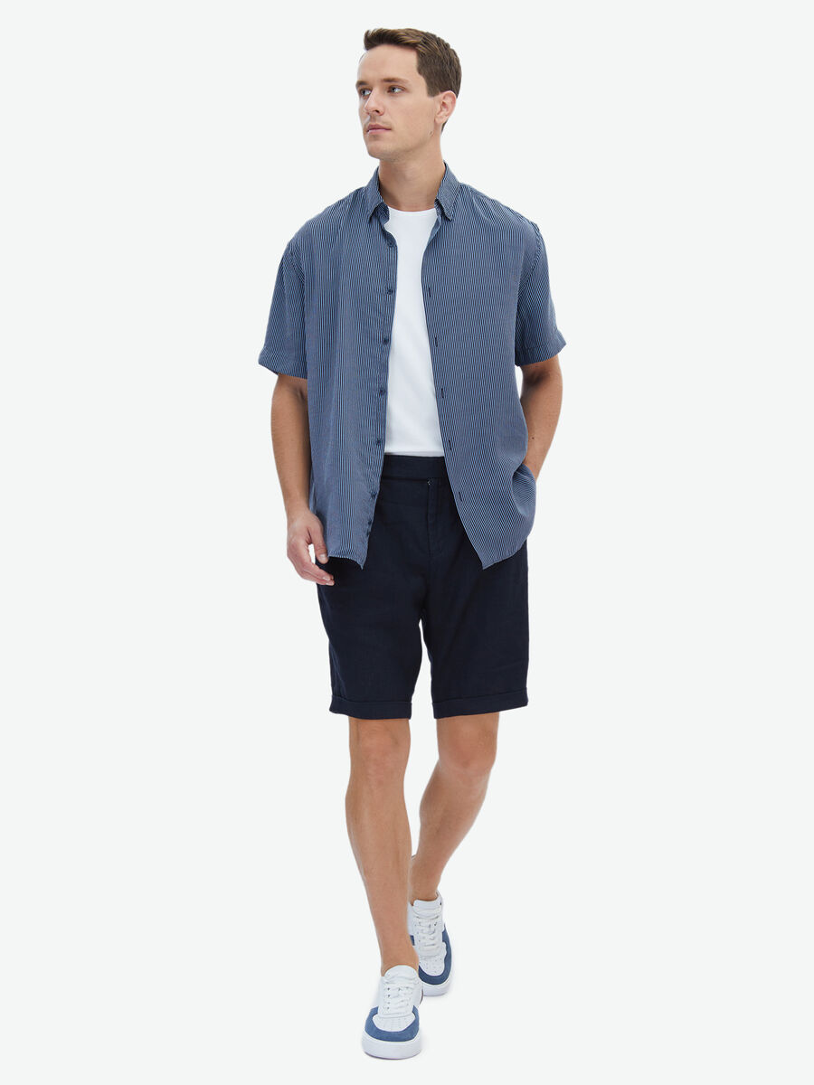 Lacivert Düz Dokuma Modern Fit Casual Bermuda