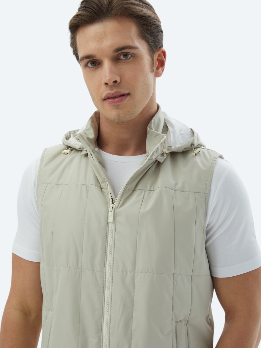 Açık Haki Regular Fit Kapüşonlu Casual Dokuma Spor Yelek - 5