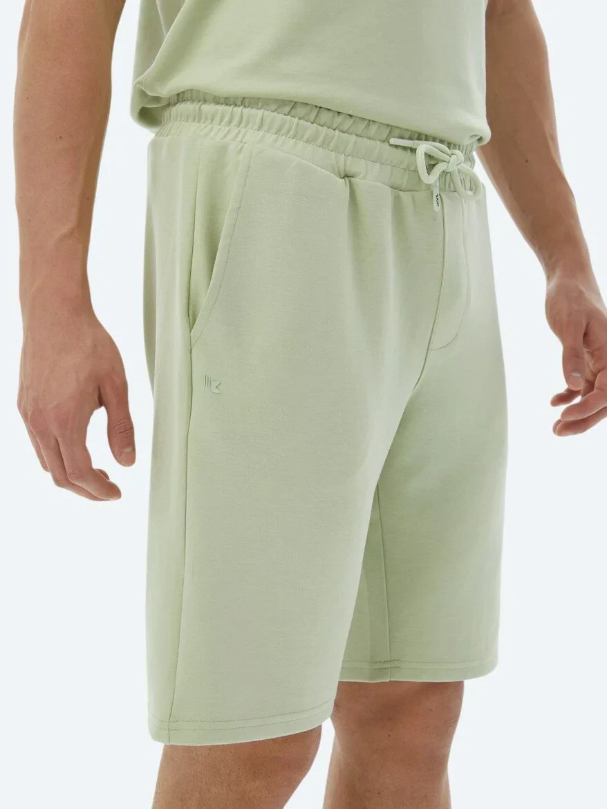 Açık Yeşil Düz Örme Jogging Fit Casual Bermuda 