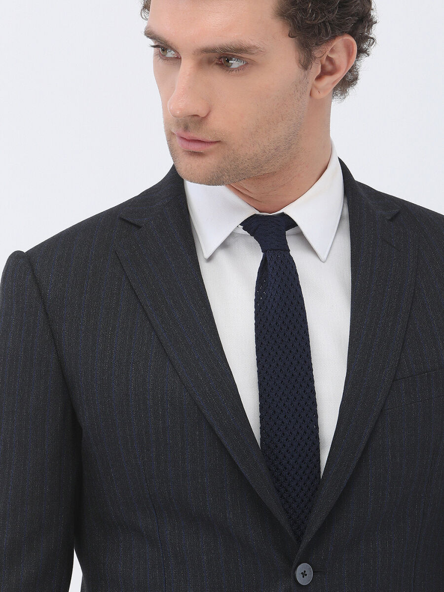 Antrasit Çizgili Modern Fit Takım Elbise - 3