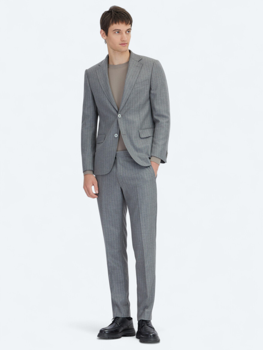 Antrasit Çizgili Modern Fit Takım Elbise - KİP
