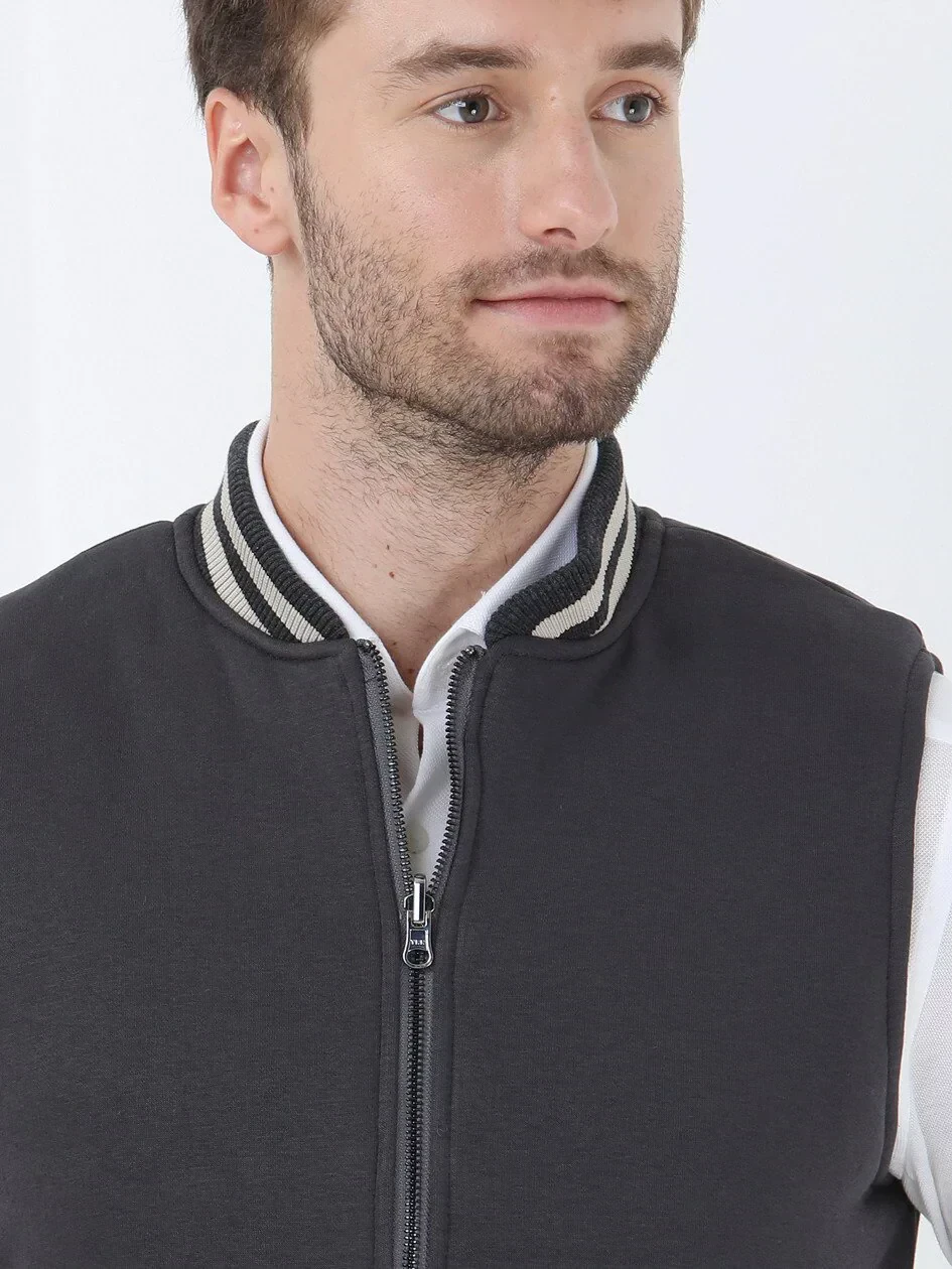 Beige Regular Fit Turtleneck Casual Weaving Puffer Vest - 5