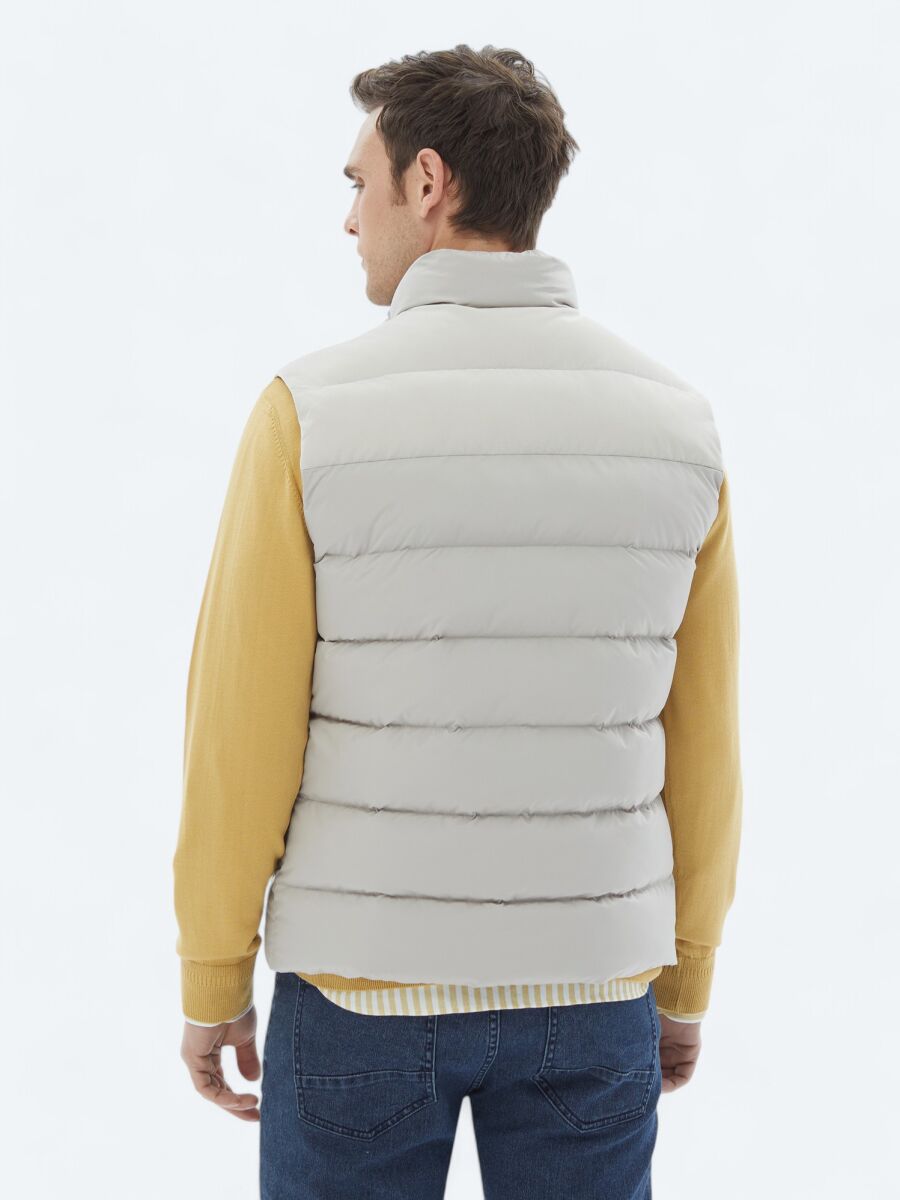 Beige Regular Fit Turtleneck Casual Weaving Puffer Vest - 5