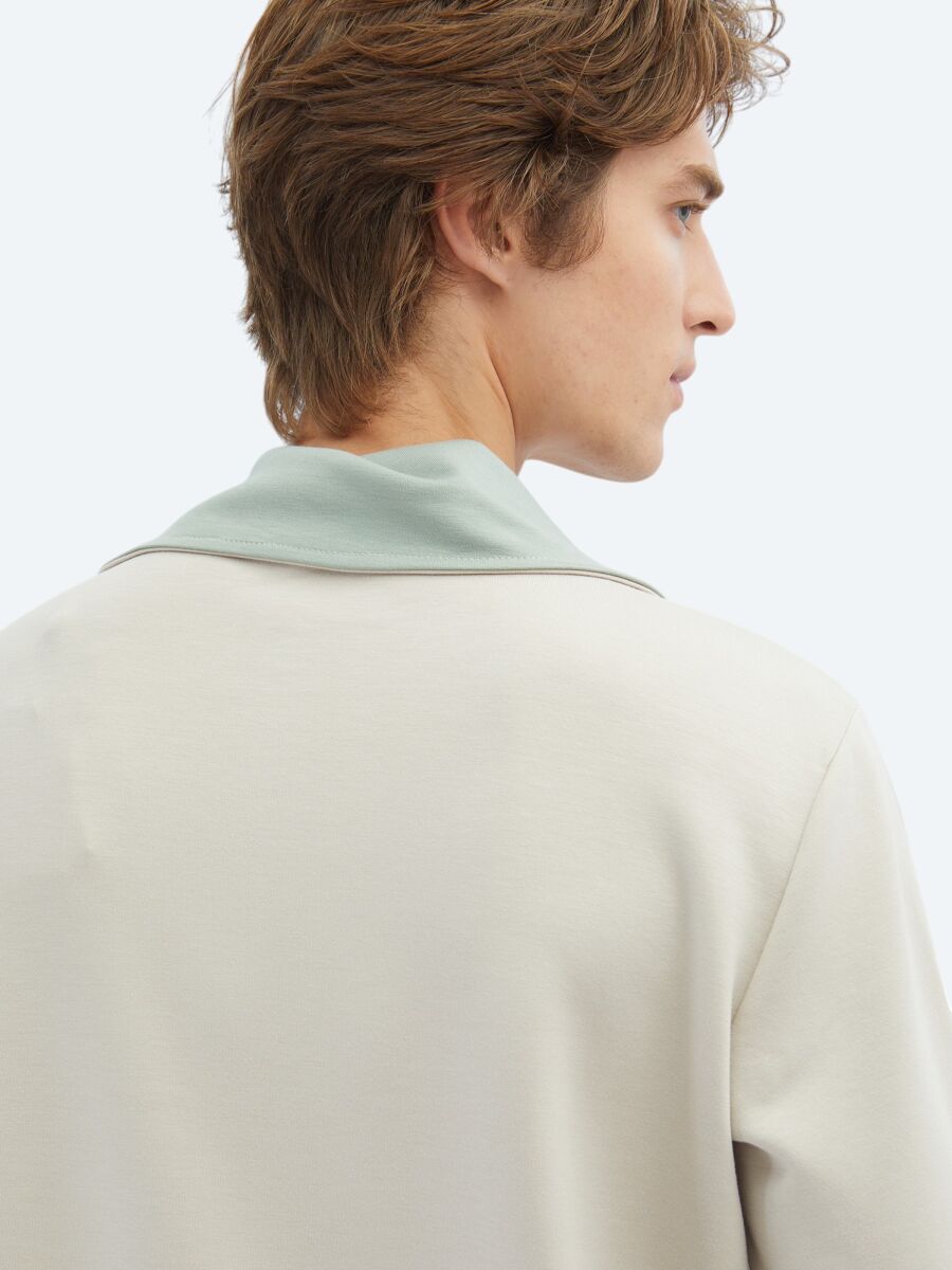 Beige Turtleneck Sweatshirt - 6