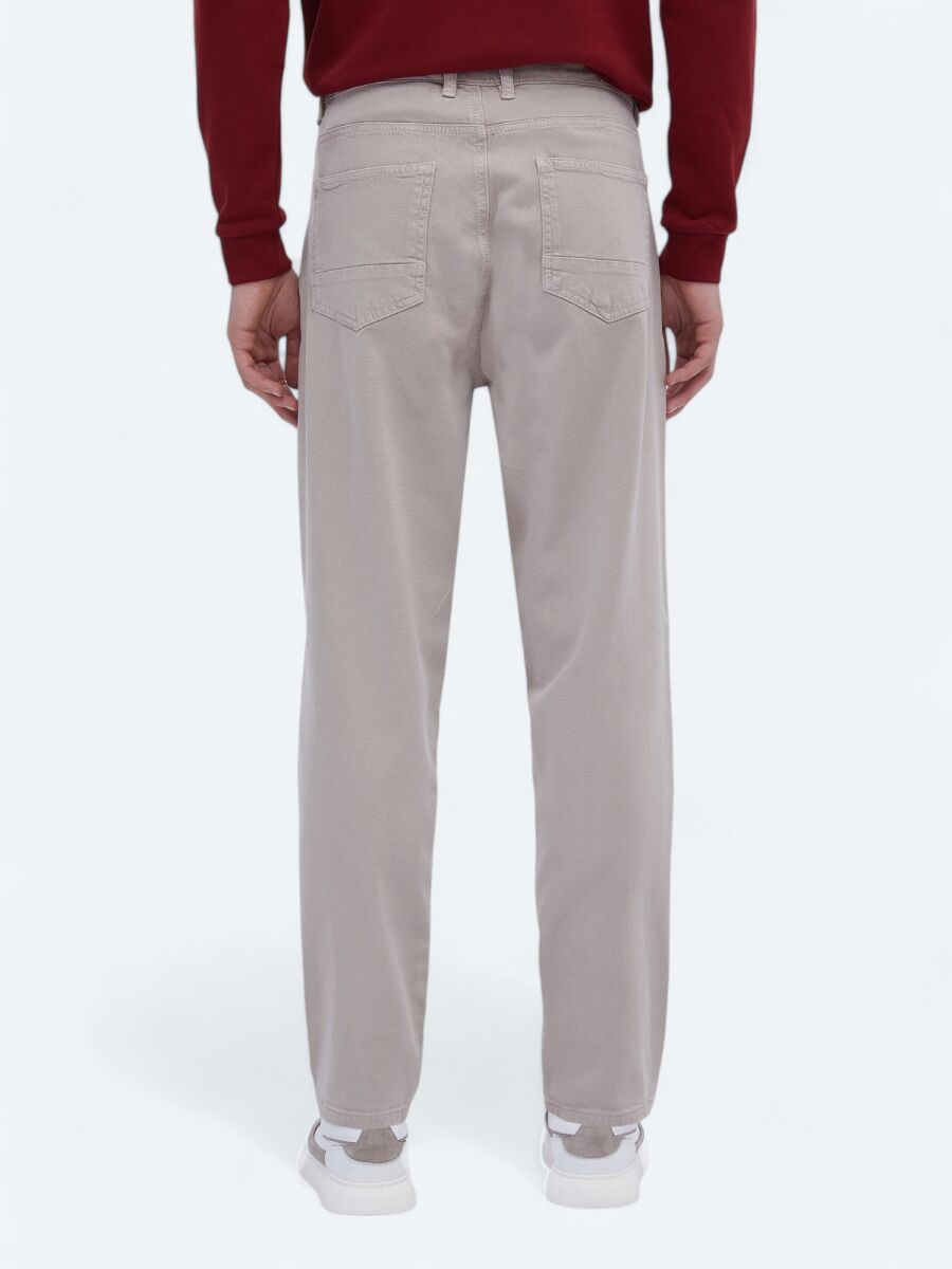 Beige Weaving Carrot Fit Casual Cotton Blended Trousers - 5