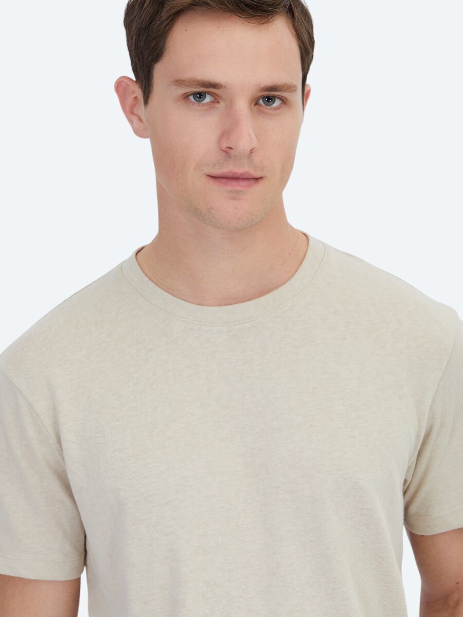 Bej Düz Bisiklet Yaka Pamuk Karışımlı T-Shirt - 4