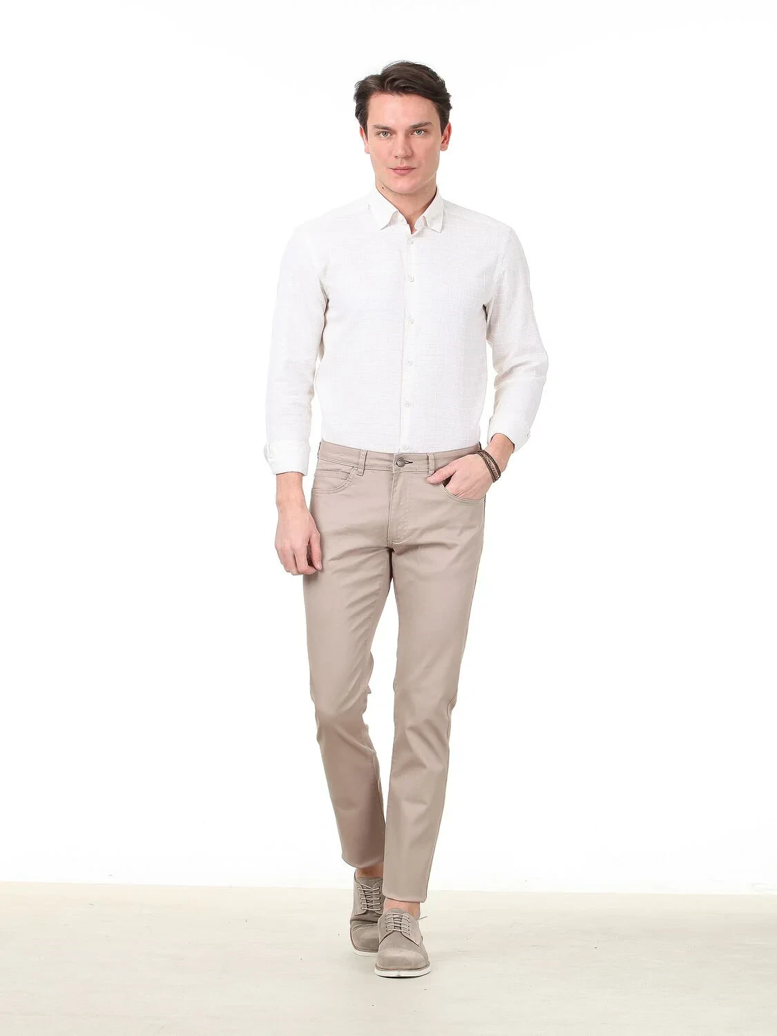 Bej Düz Dokuma Regular Fit Casual Pamuk Karışımlı Pantolon - 1
