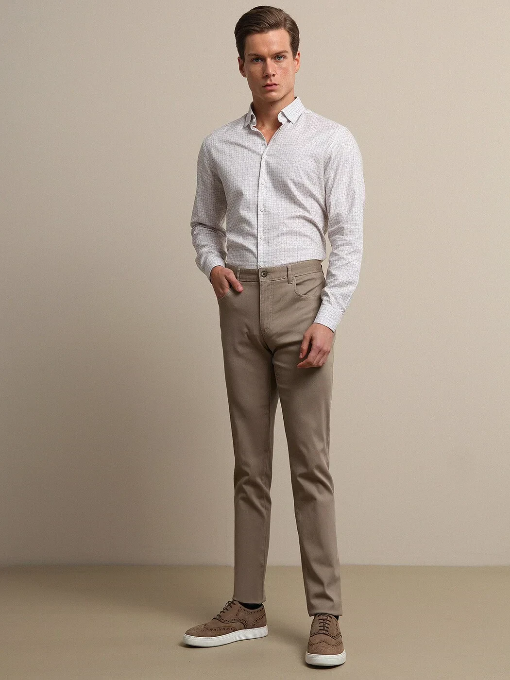 Bej Düz Dokuma Slim Fit Casual Pamuk Karışımlı Pantolon - KİP