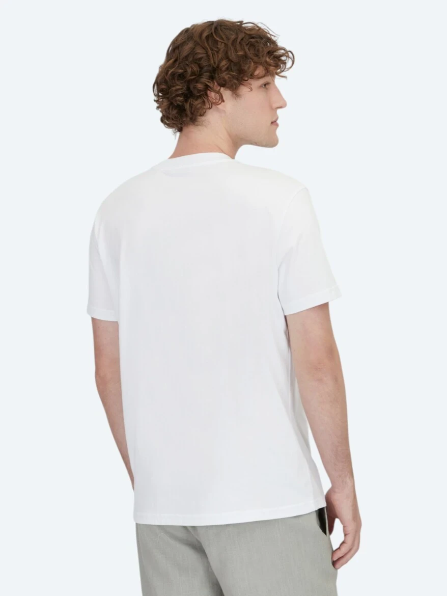 Beyaz Bisiklet Yaka %100 Pamuk T-Shirt 