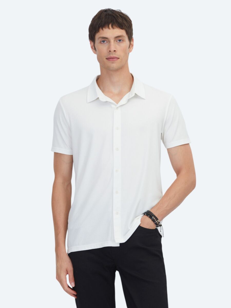 Beyaz Çizgili Regular Fit Kısa Casual Gömlek - 1