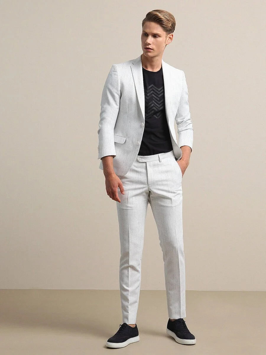 Beyaz Çizgili Slim Fit Takım Elbise - 1