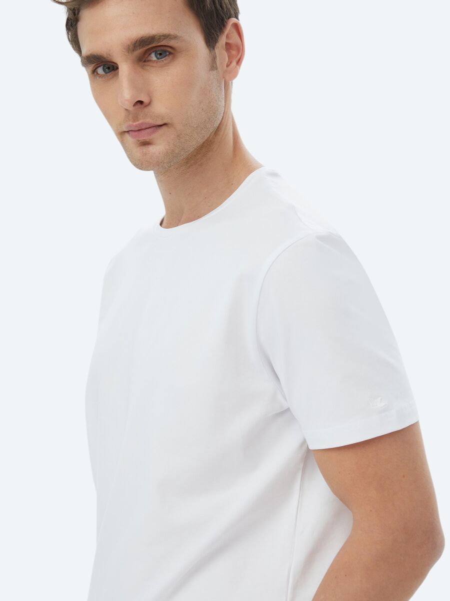 Beyaz Düz Bisiklet Yaka Pamuk Karışımlı T-Shirt - 4