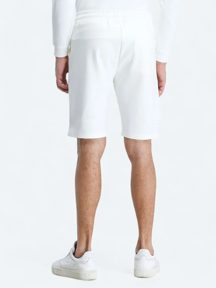 Beyaz Düz Örme Jogging Fit Spor Bermuda - 4