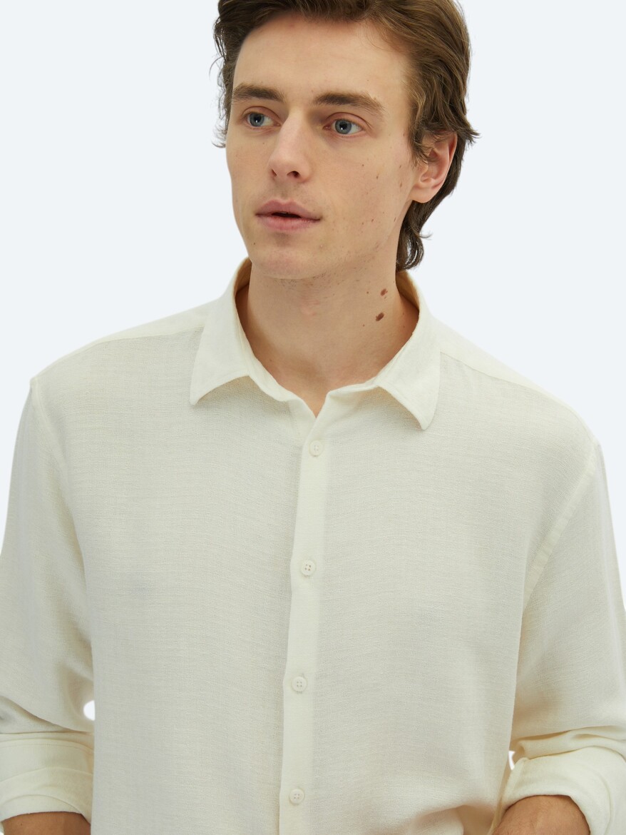 Beyaz Düz Oversize Fit Dokuma Casual Pamuk Karışımlı Gömlek - 4
