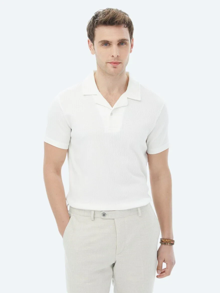 Beyaz Jakarlı Küba Yaka Pamuk Karışımlı T-Shirt - 4