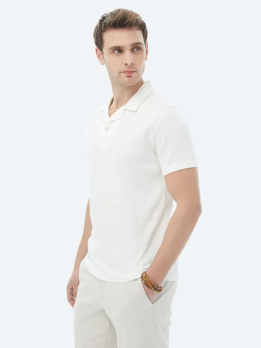Beyaz Jakarlı Küba Yaka Pamuk Karışımlı T-Shirt - 5