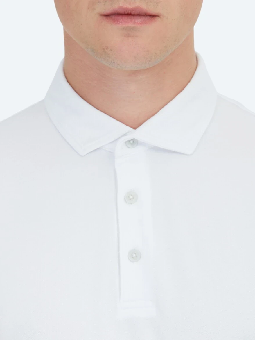 Beyaz Jakarlı Polo Yaka T-Shirt 