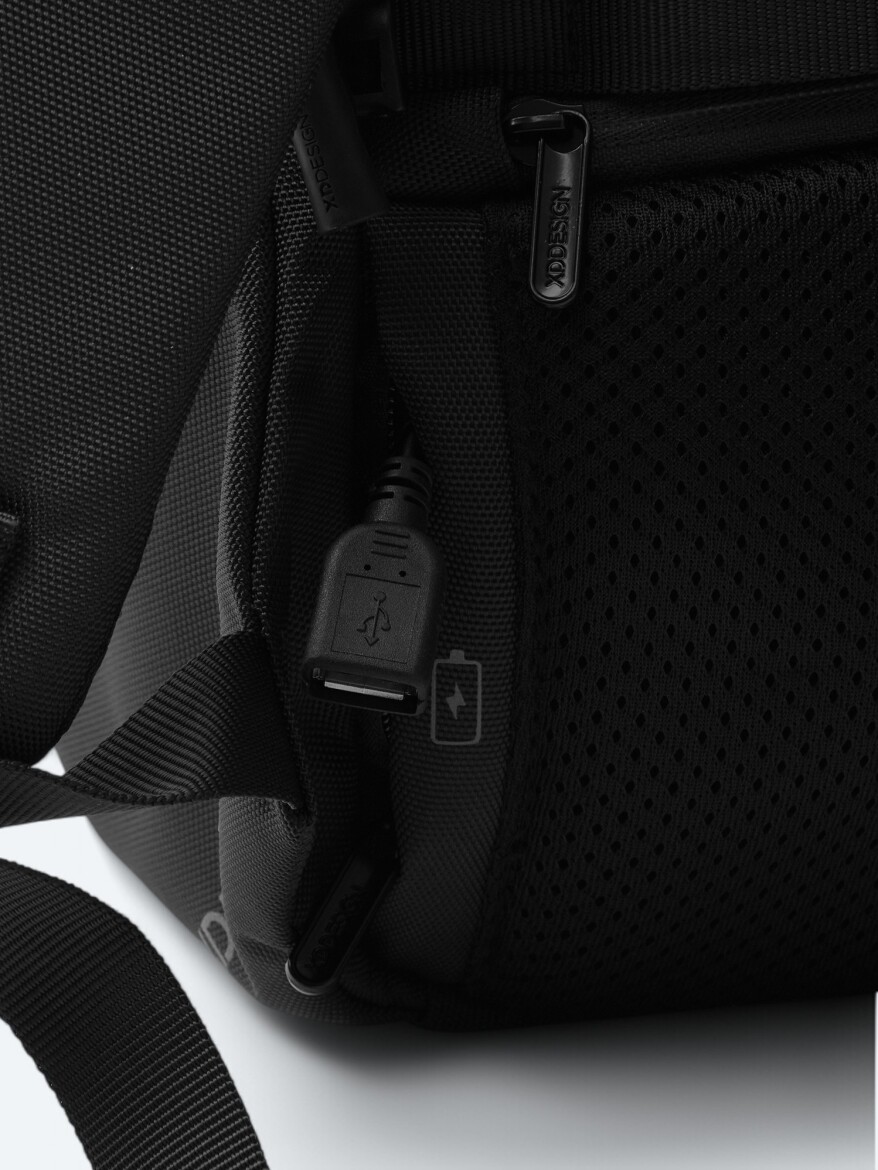 Black Bag - 7