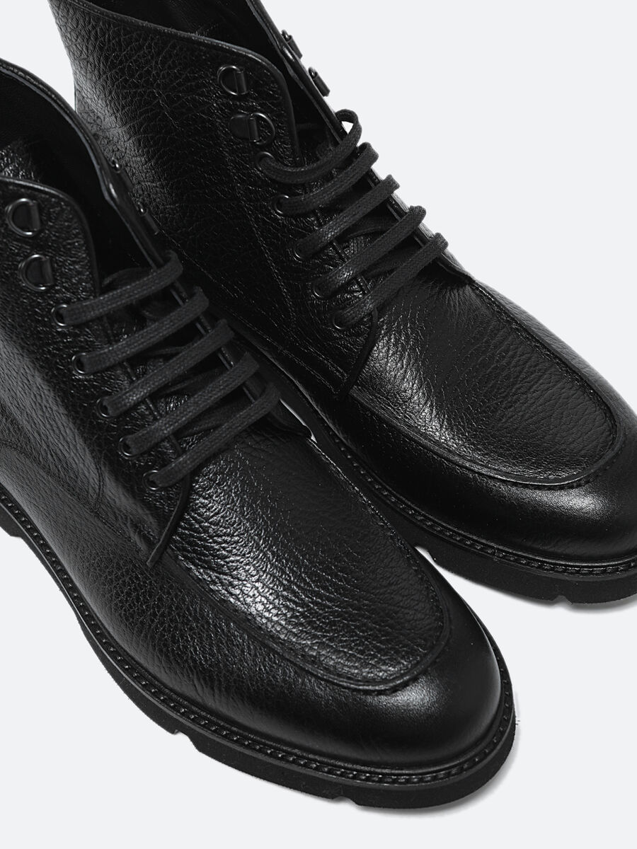 Black Boot - 6