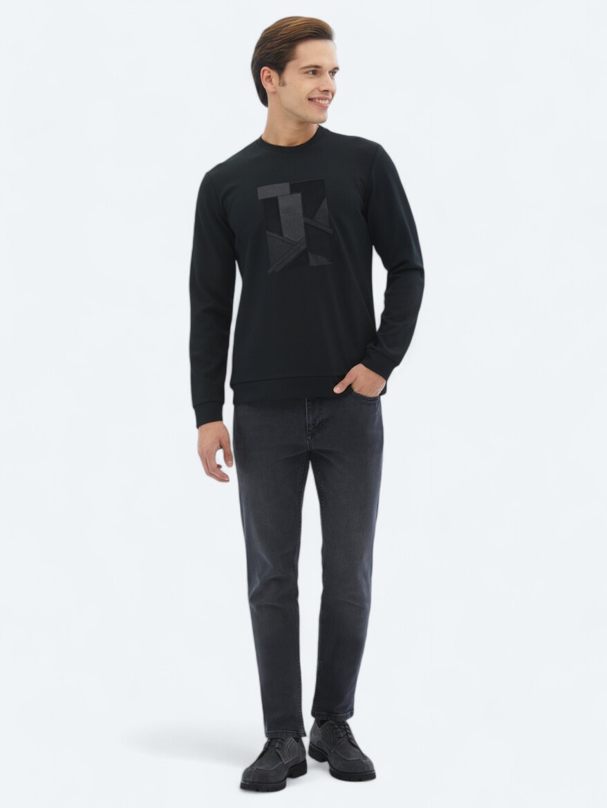 Black Crew Neck Printed Sweatshirt - 2