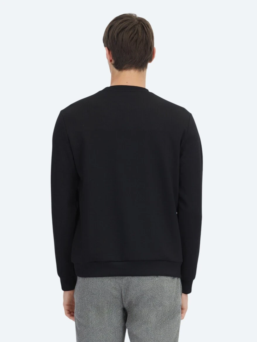 Black Crew Neck Sweatshirt - 6
