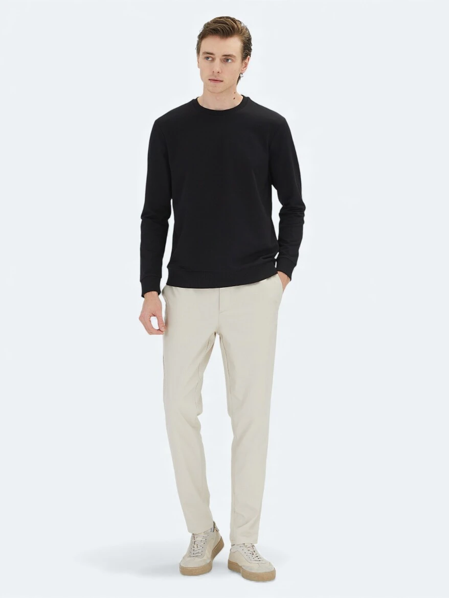 Black Crew Neck Sweatshirt 