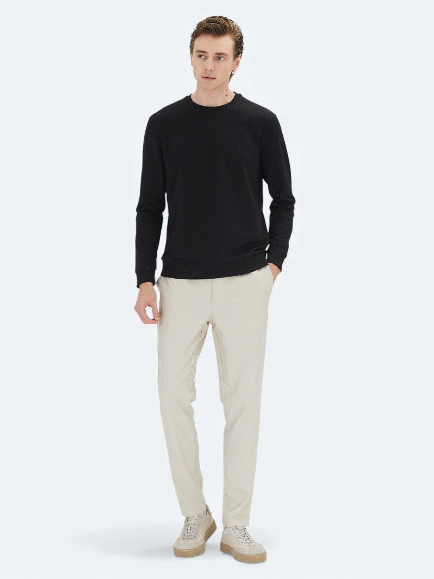 Black Crew Neck Sweatshirt - 2