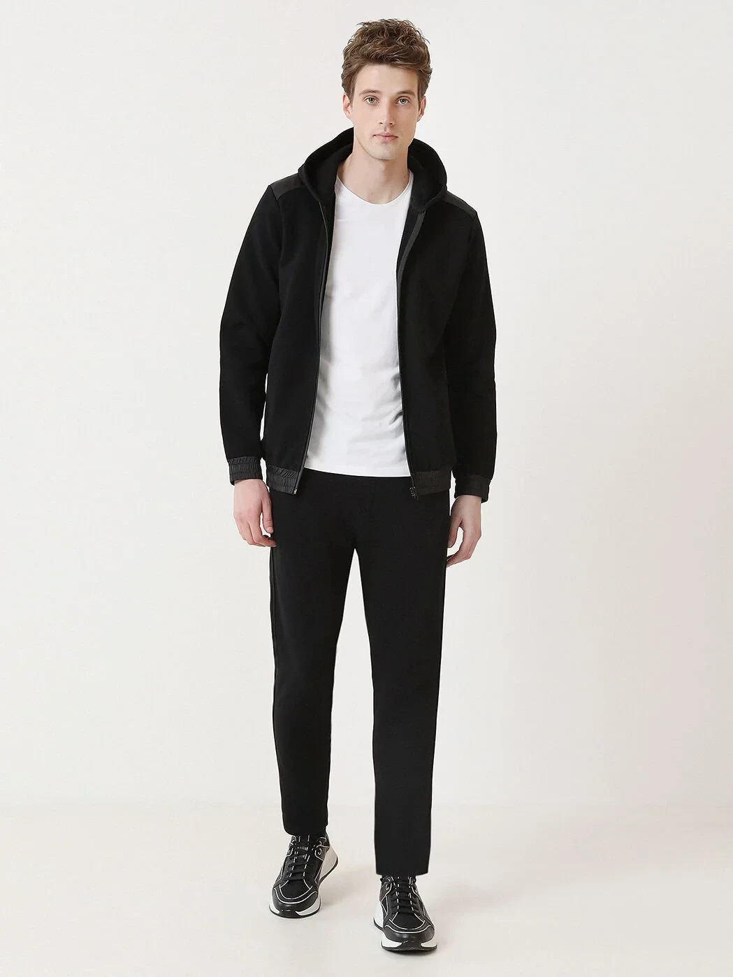 Black Hooded Plain Sweatshirt - 2
