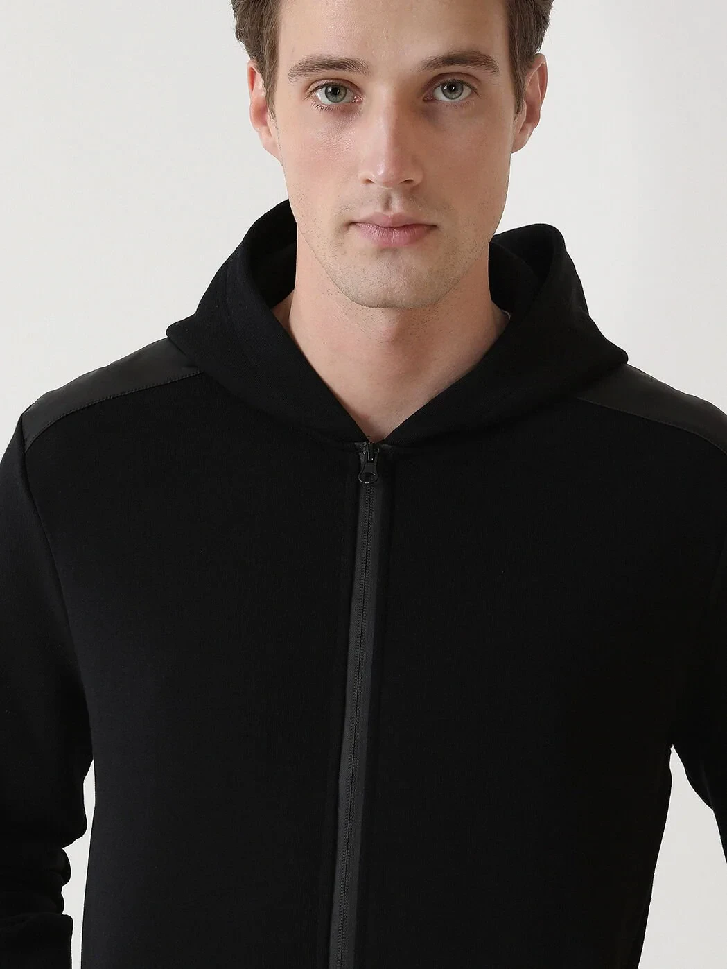 Black Hooded Plain Sweatshirt - 3