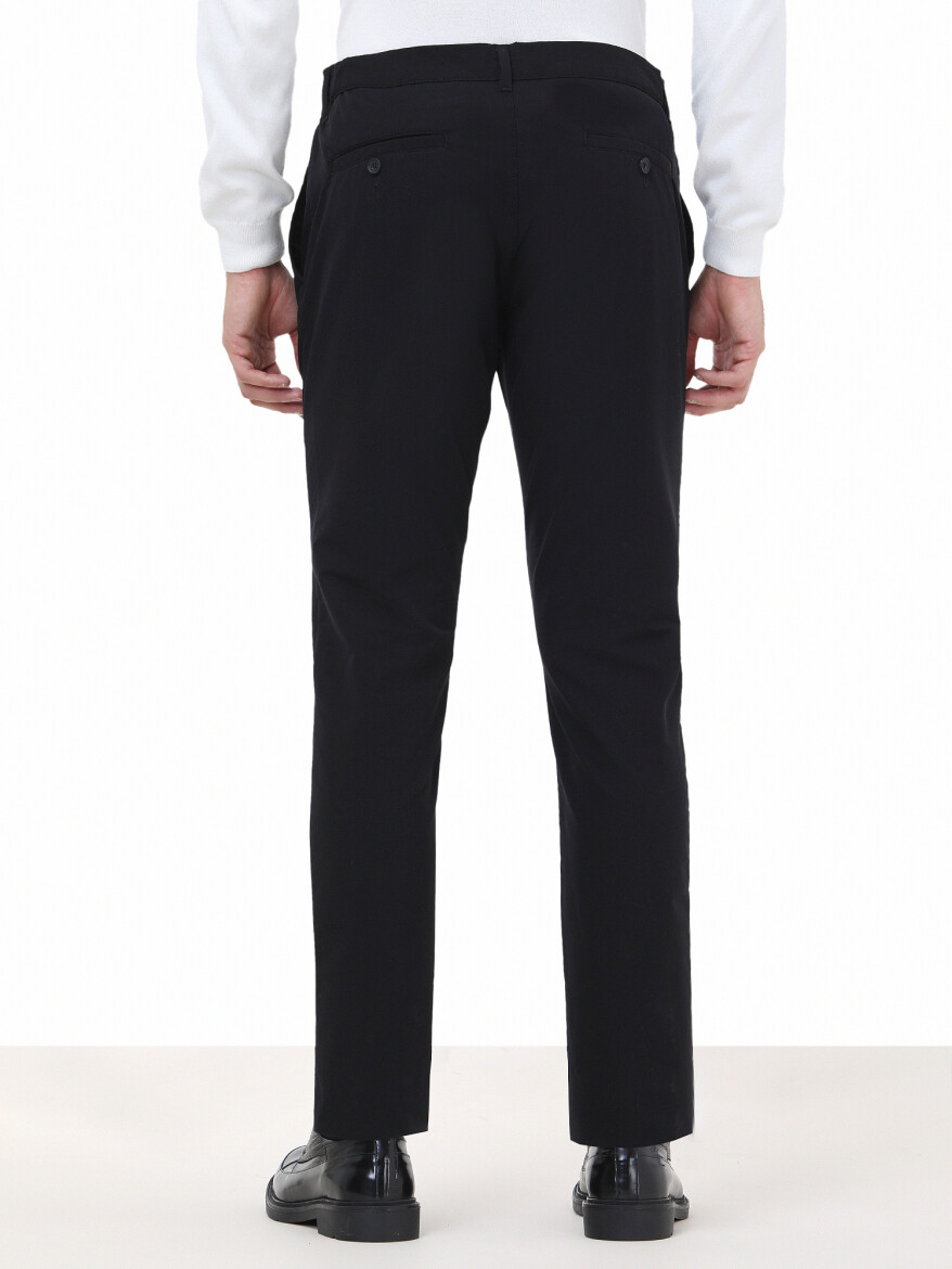 Black Knitting Jogging Fit Casual Trousers - 4