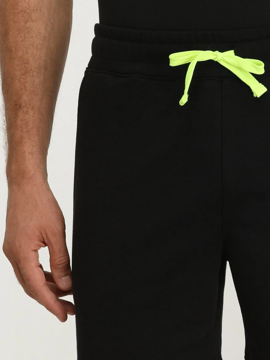 Black Knitting Jogging Fit Sport Cotton Blended Bermuda - 3