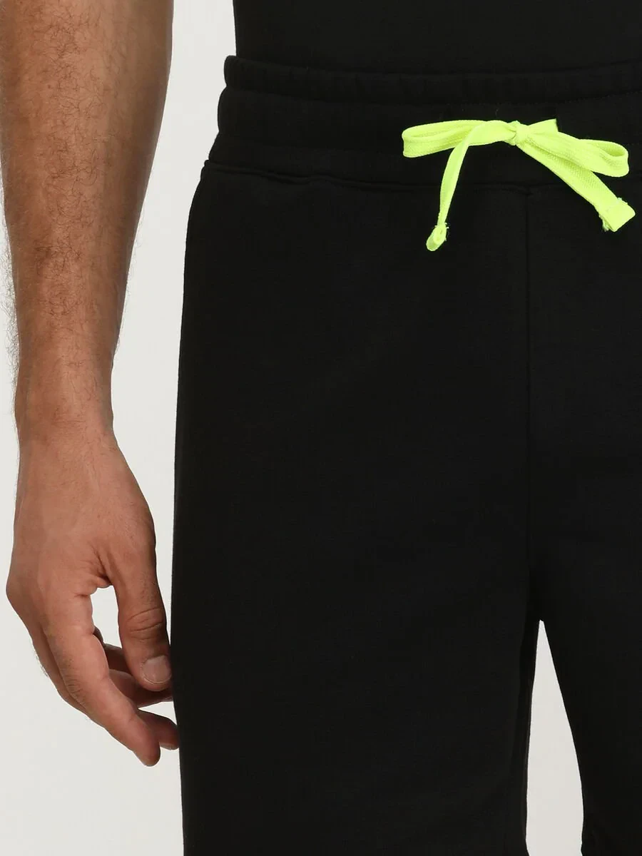 Black Knitting Jogging Fit Sport Cotton Blended Bermuda - 3