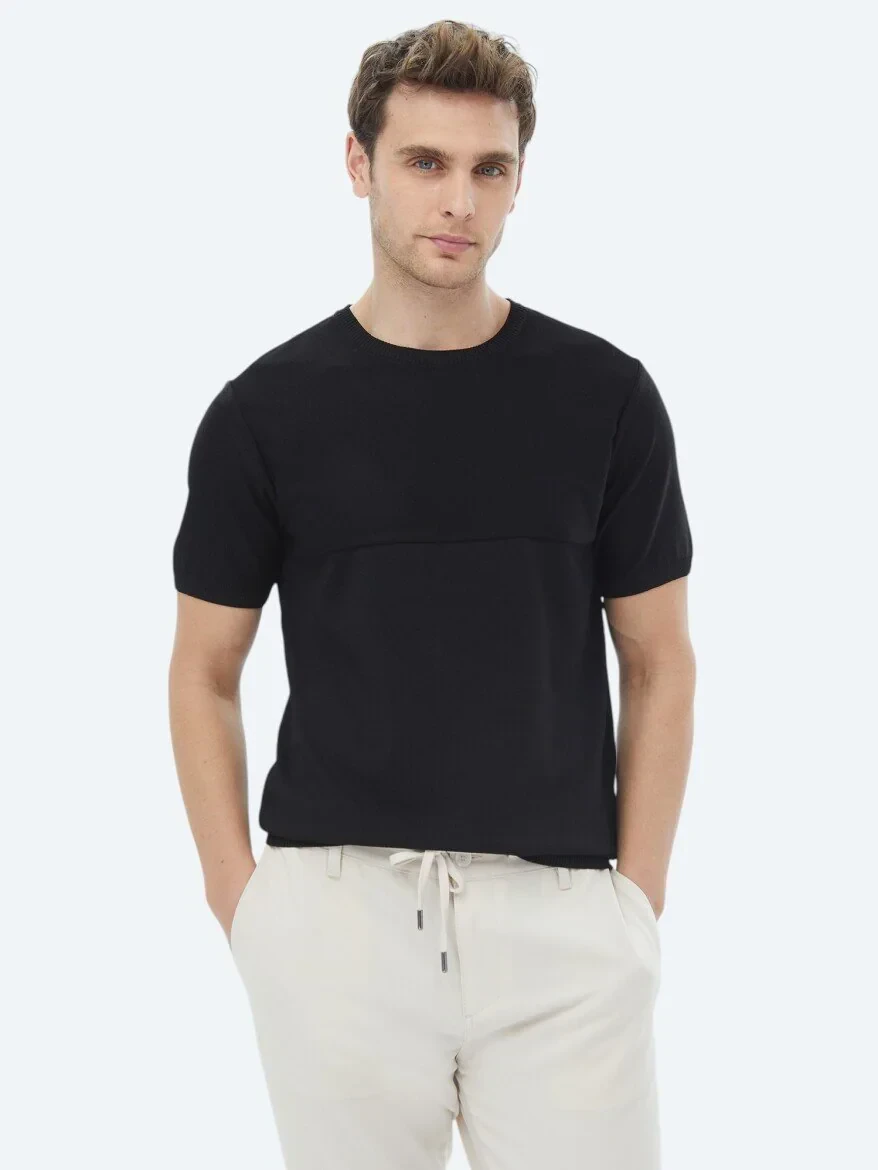 Black Knitwear - 1