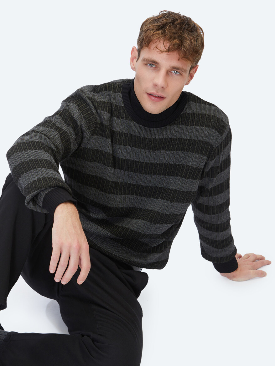 Black Knitwear Sweatshirt - 1