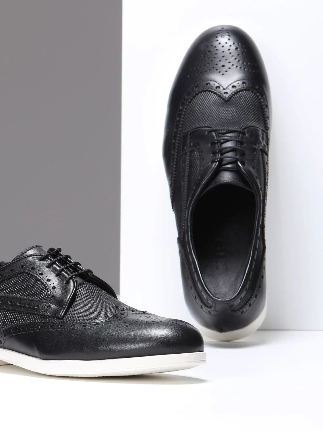 Black Leather Casual Shoes - 4