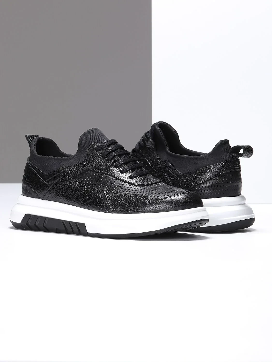 Black Leather Casual Sneaker - 3