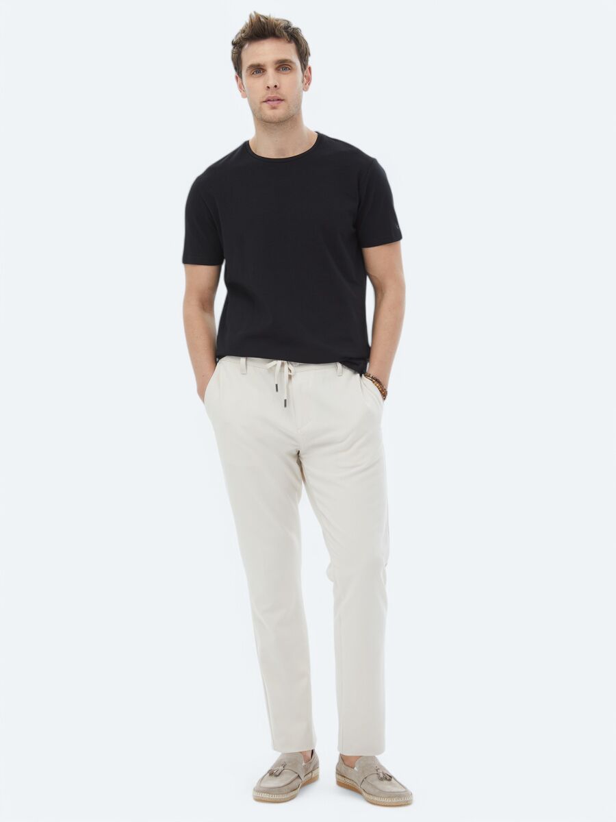 Black Plain Crew Neck Cotton Blended T-Shirt - 2