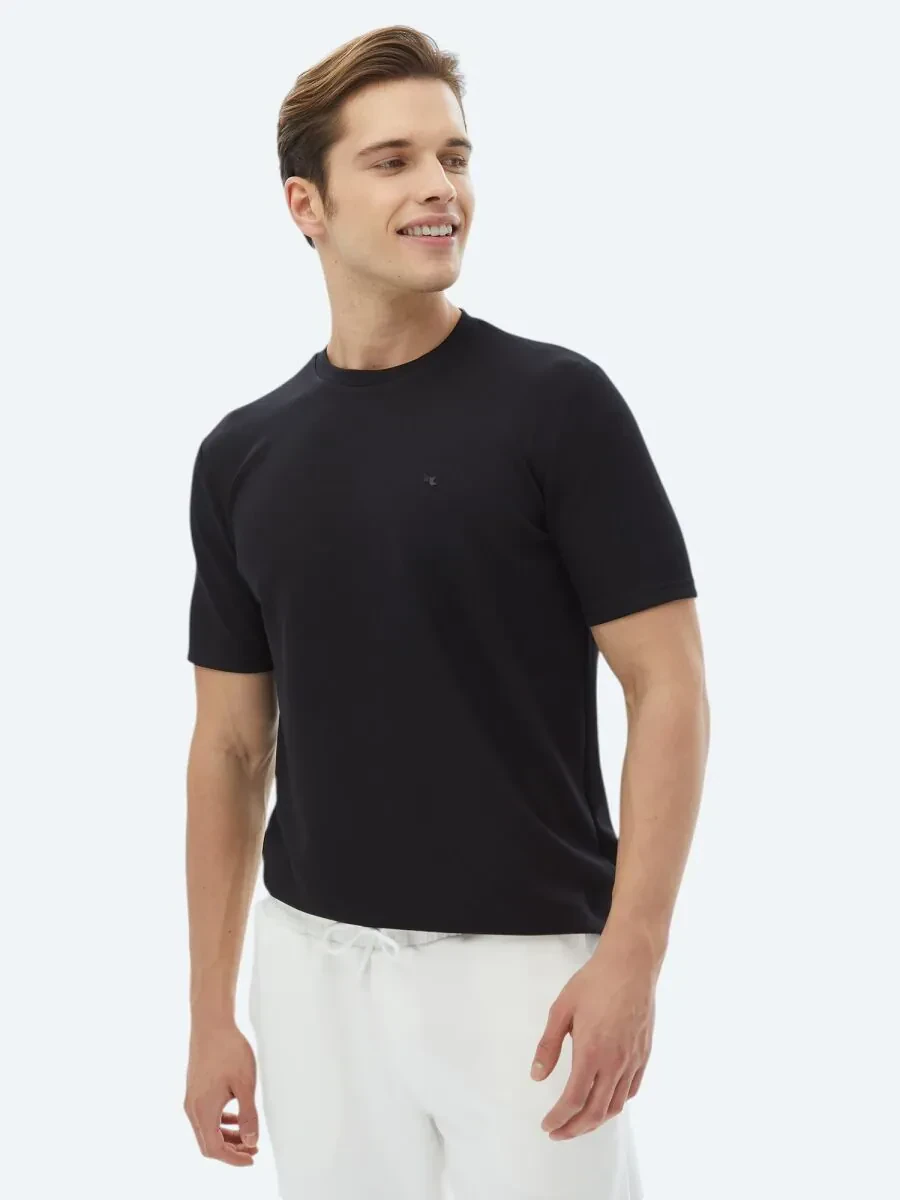 Black Plain Crew Neck T-Shirt - 5