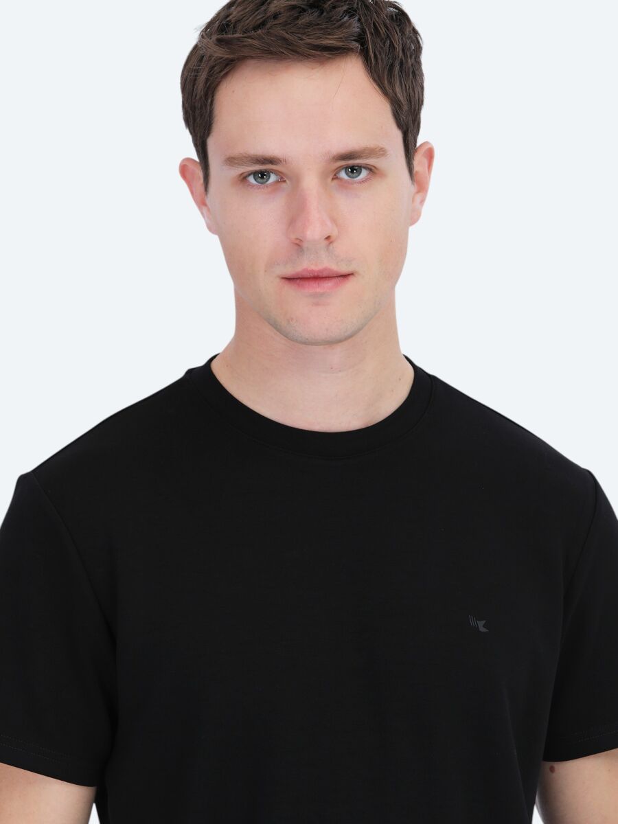 Black Plain Crew Neck T-Shirt - 4