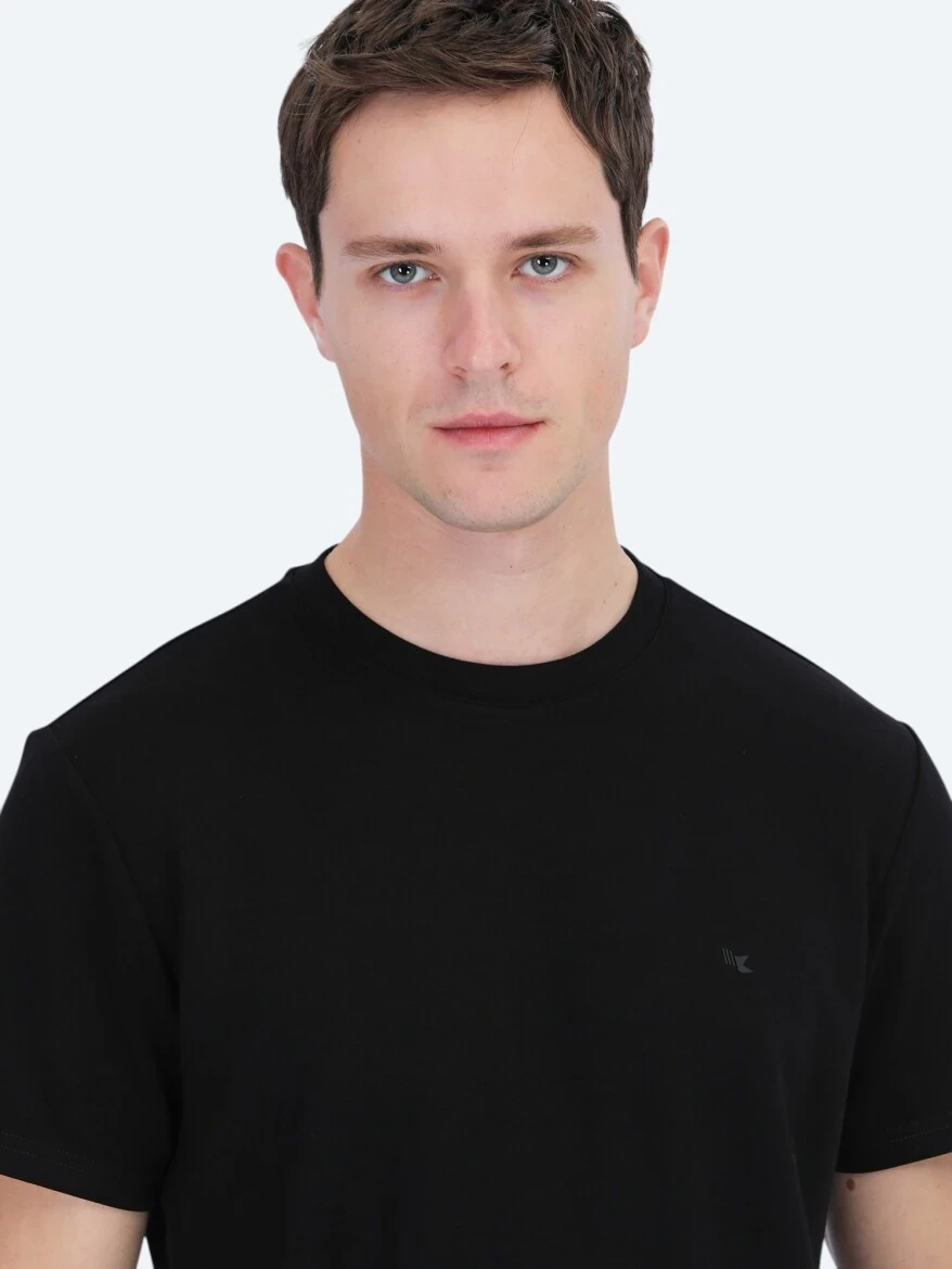 Black Plain Crew Neck T-Shirt 